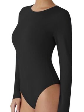 Halara Round Neck Long Sleeve Casual Bodysuit M NWT